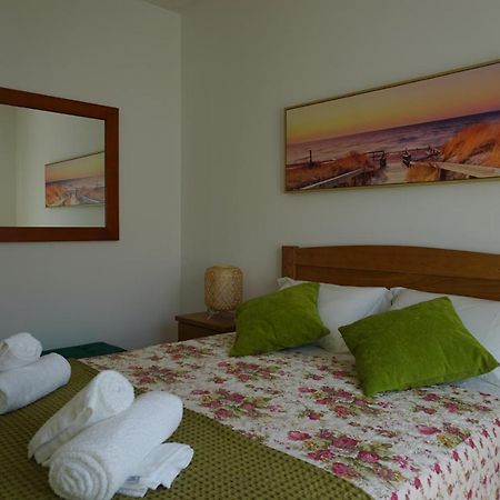 Portela House - T3 Residential Home 50 Meters From The Beach ヴィラ・プライア・デ・アンコラ エクステリア 写真